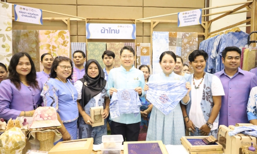 กิจกรรมมหกรรมความสำเร็จการพัฒนาคุณภาพชีวิตของประชาชน