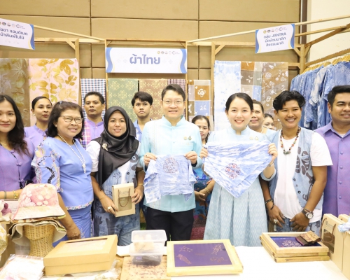 กิจกรรมมหกรรมความสำเร็จการพัฒนาคุณภาพชีวิตของประชาชน